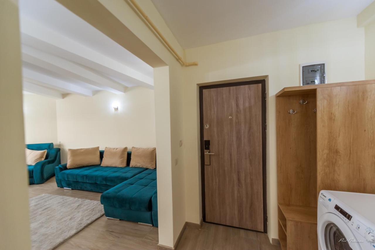 Luxury Desing Apartment Пітешть Екстер'єр фото