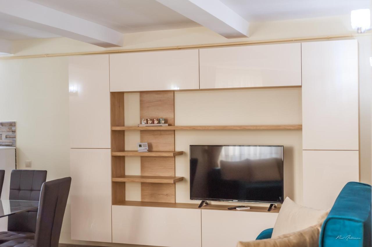 Luxury Desing Apartment Пітешть Екстер'єр фото