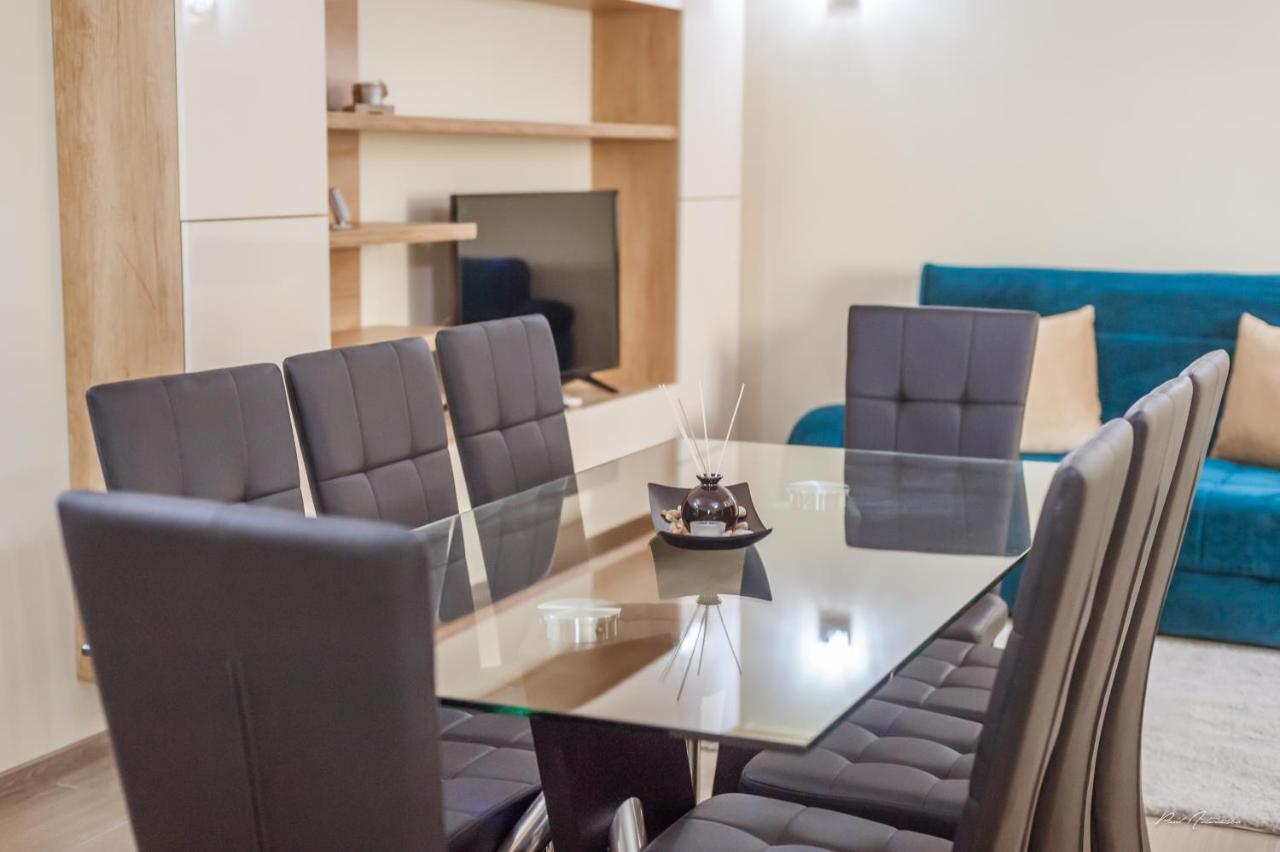 Luxury Desing Apartment Пітешть Екстер'єр фото