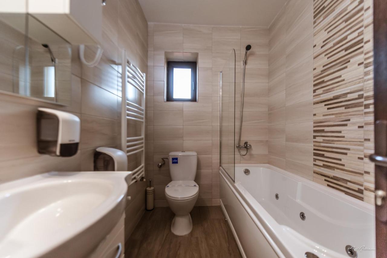 Luxury Desing Apartment Пітешть Екстер'єр фото